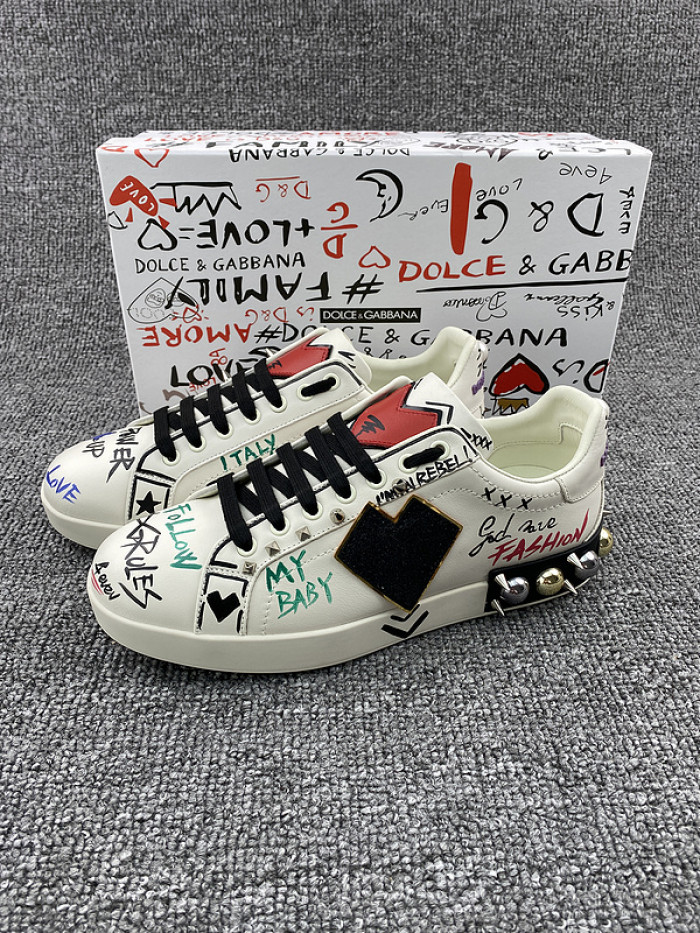 DG Sneaker DG50