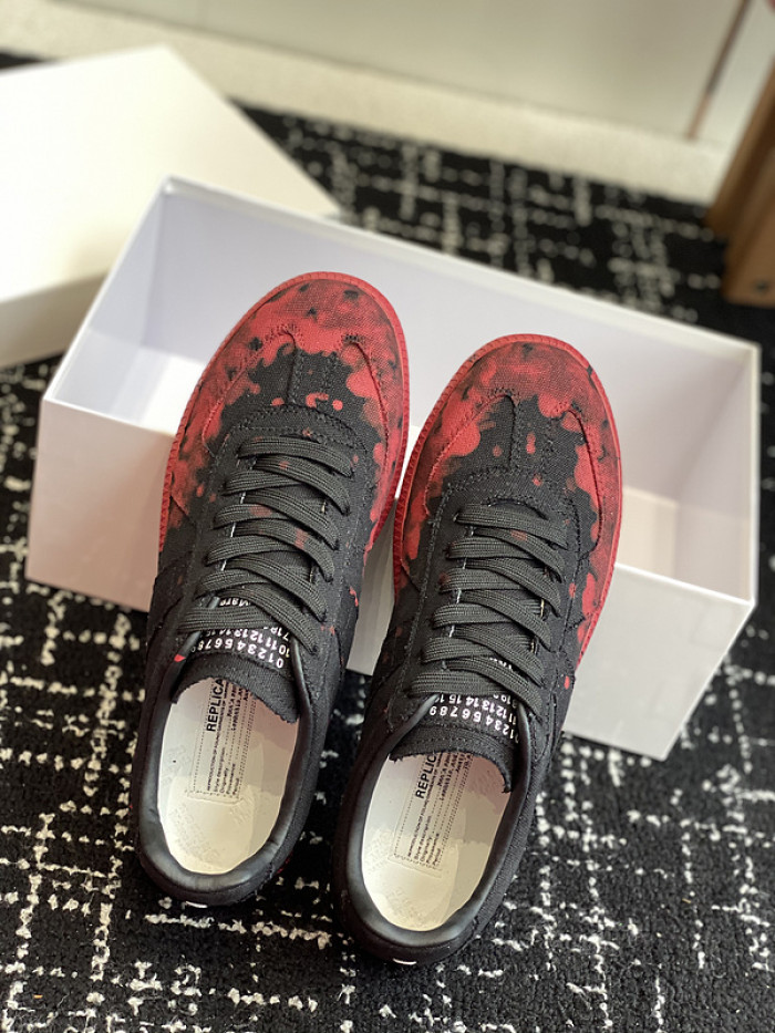 MAISON MARGIELA CALFSKIN S57WS0334