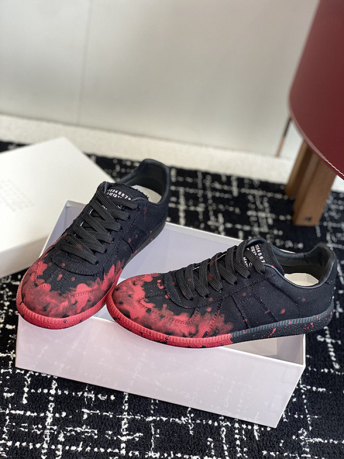 MAISON MARGIELA CALFSKIN S57WS0334