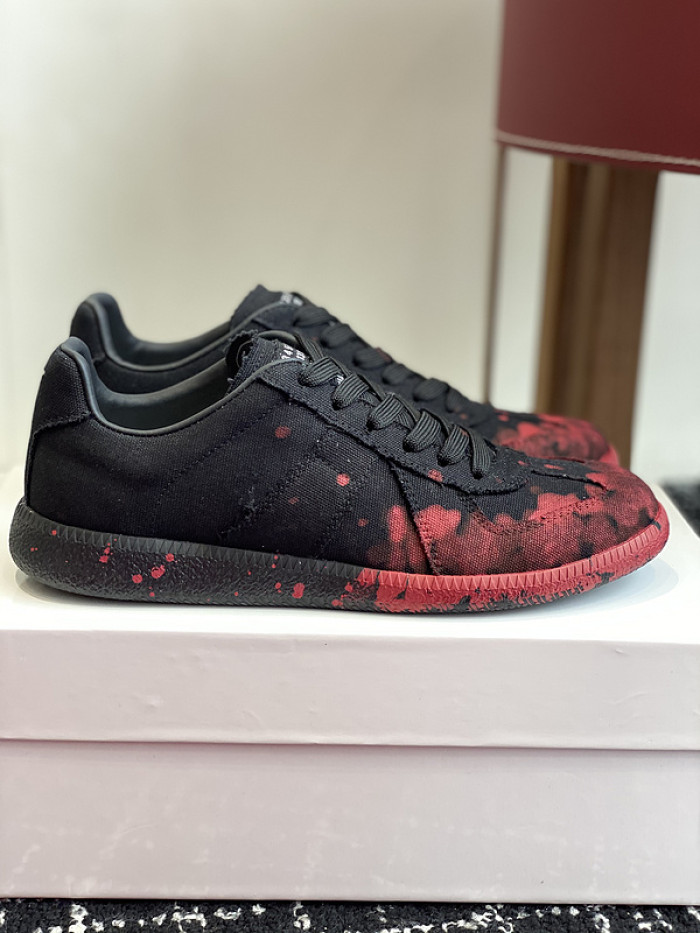 MAISON MARGIELA CALFSKIN S57WS0334