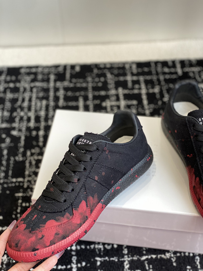 MAISON MARGIELA CALFSKIN S57WS0334
