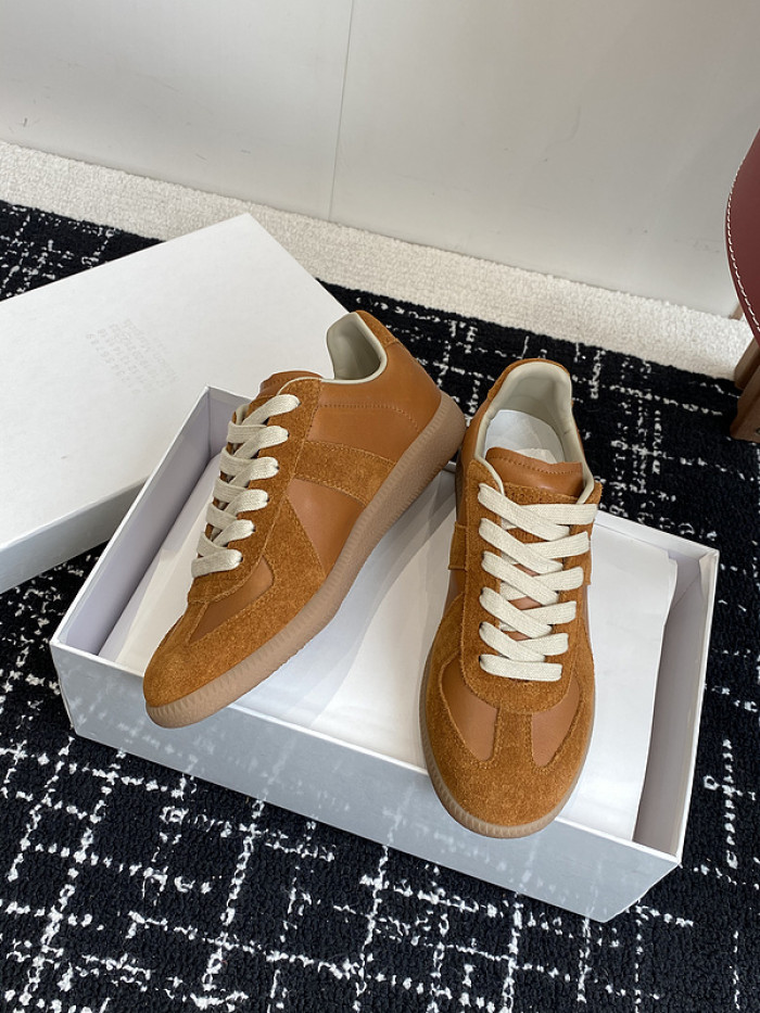 MAISON MARGIELA CALFSKIN S57WS0303