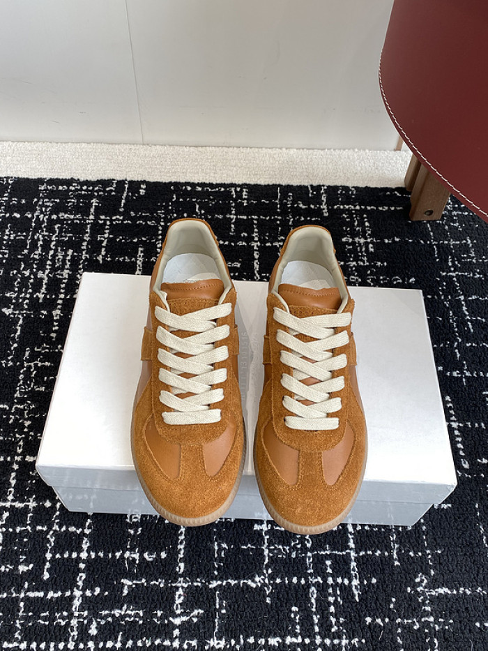 MAISON MARGIELA CALFSKIN S57WS0303