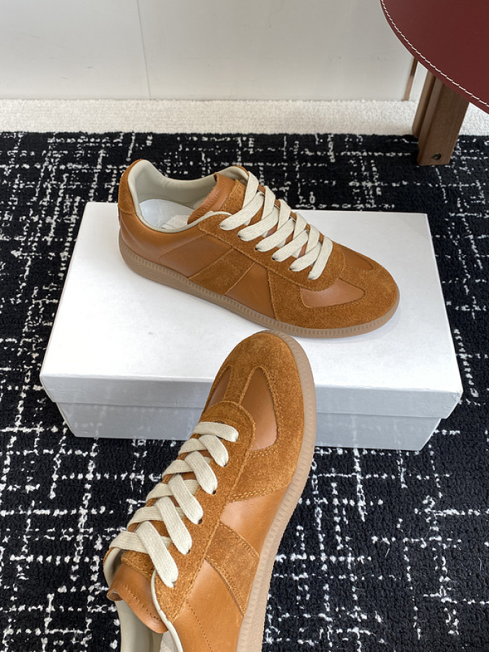 MAISON MARGIELA CALFSKIN S57WS0303