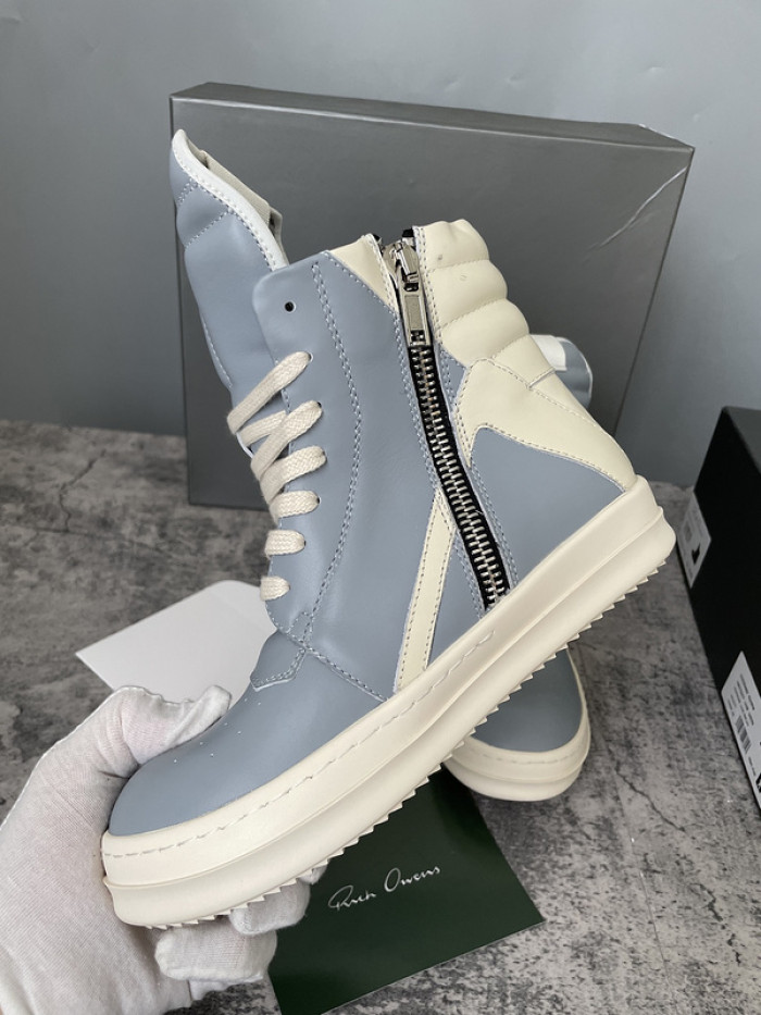 Rick Owe* R0000282