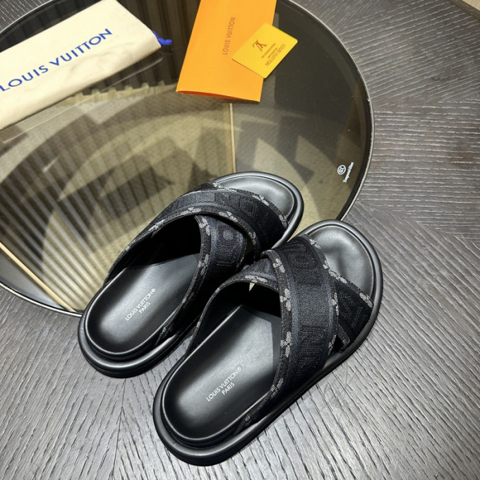 L&V sandal 132
