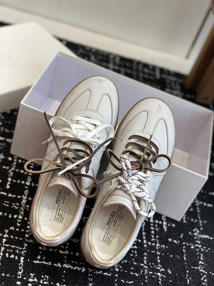 MAISON MARGIELA CALFSKIN S57WS0314