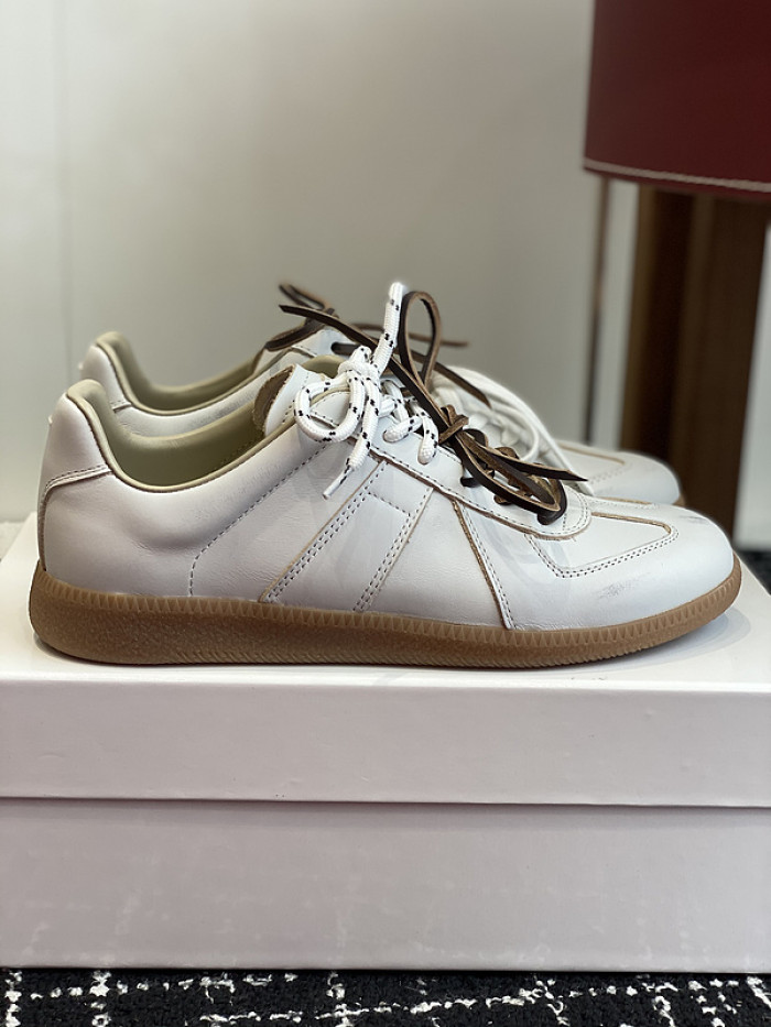 MAISON MARGIELA CALFSKIN S57WS0314