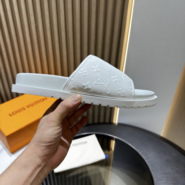 L&V sandal 190