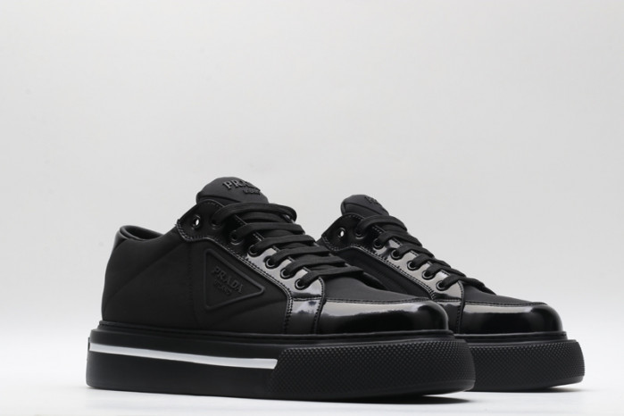 PRAD* SNEAKERS