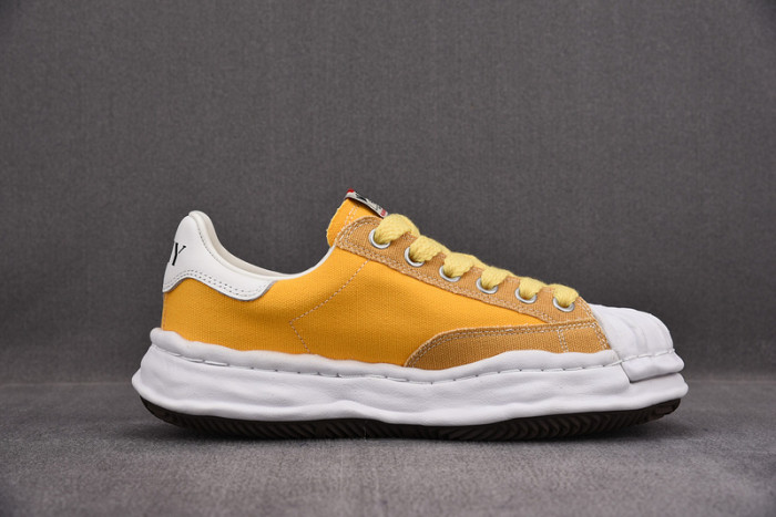 MAISON MIHARA YASUHIRO SNEAKER MMYS26