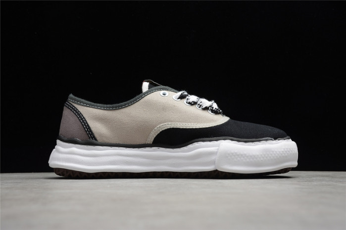 MAISON MIHARA YASUHIRO SNEAKER MMYS52