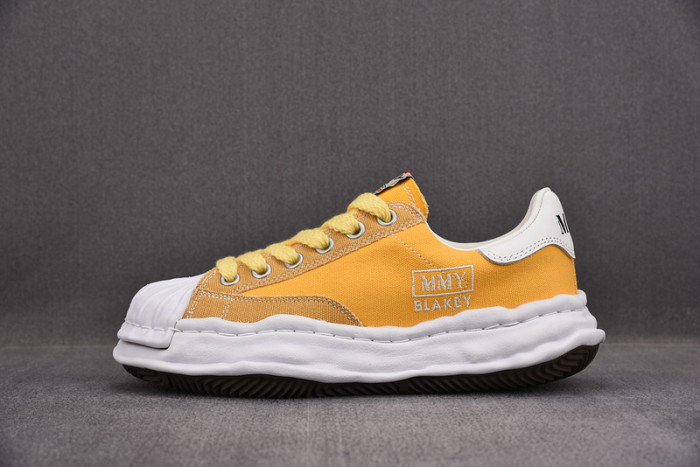 MAISON MIHARA YASUHIRO SNEAKER MMYS26