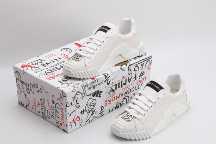 DG Sneaker10