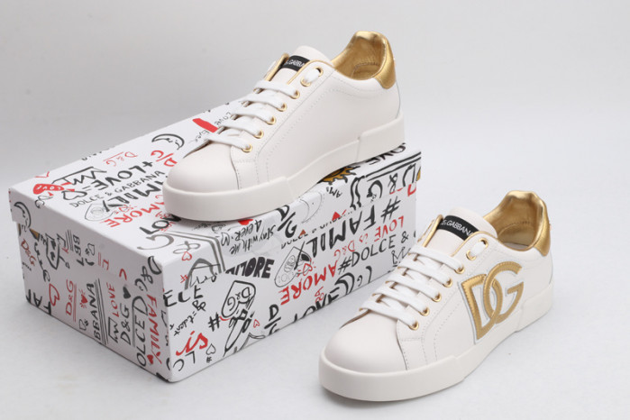 DG Sneaker18