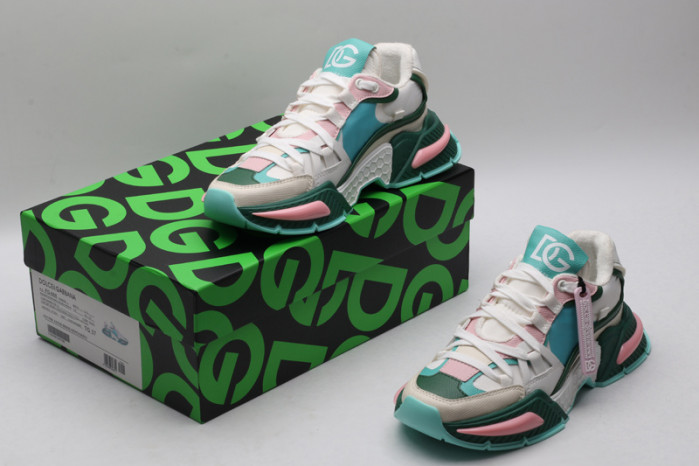 DG Sneaker21