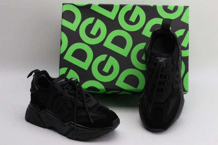 DG Sneaker 40