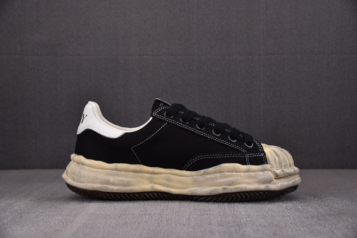 MAISON MIHARA YASUHIRO SNEAKER MMYS43