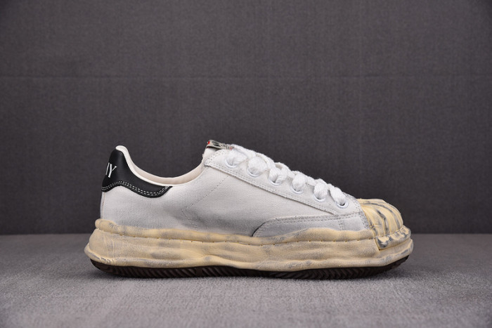 MAISON MIHARA YASUHIRO SNEAKER MMYS48