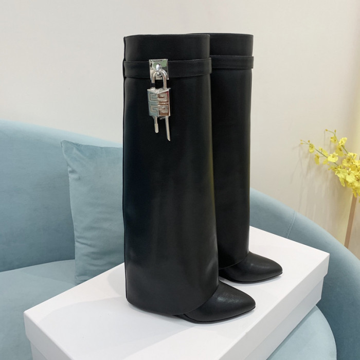 Givenchy Boots 660005