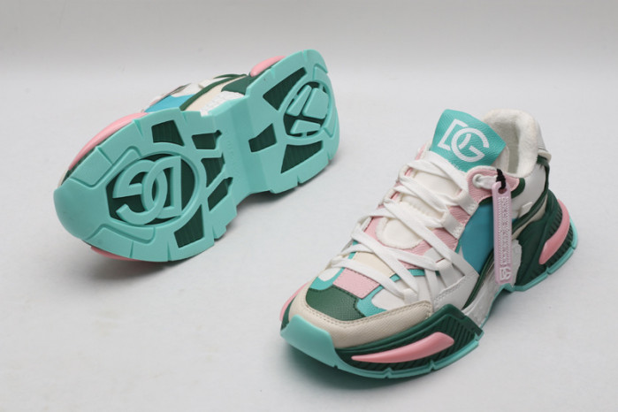 DG Sneaker21