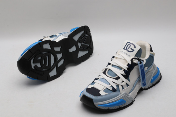 DG Sneaker25