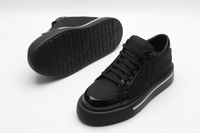 PRAD* SNEAKERS