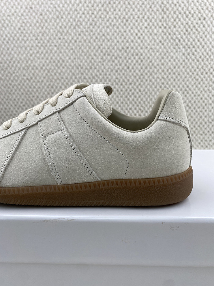 MAISON MARGIELA CALFSKIN S57WS0245