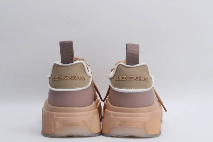 DG Sneaker08