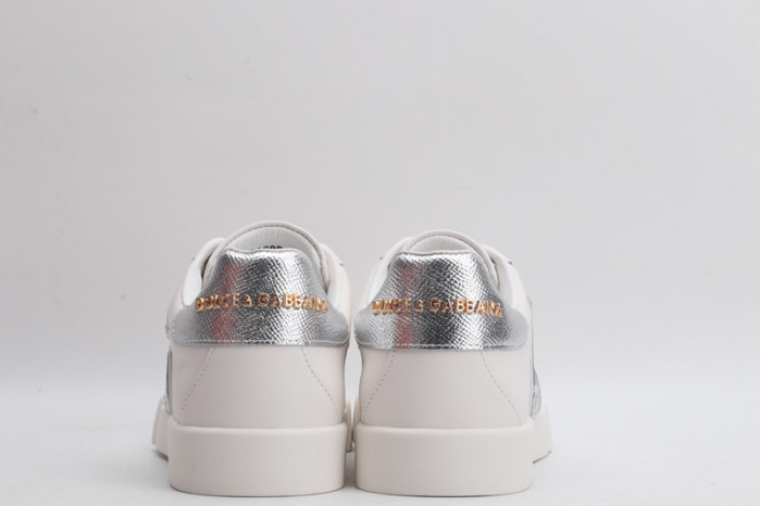 DG Sneaker12