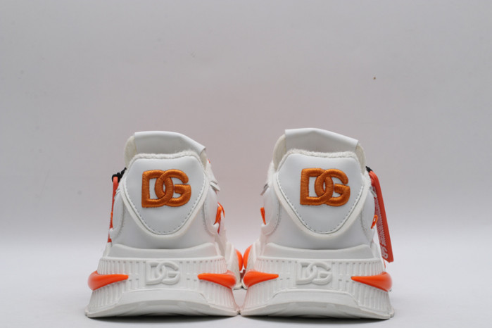 DG Sneaker19