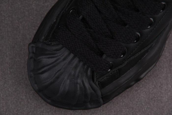 MAISON MIHARA YASUHIRO SNEAKER MMYS22