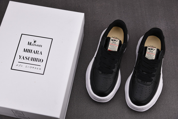MAISON MIHARA YASUHIRO SNEAKER MMYS32