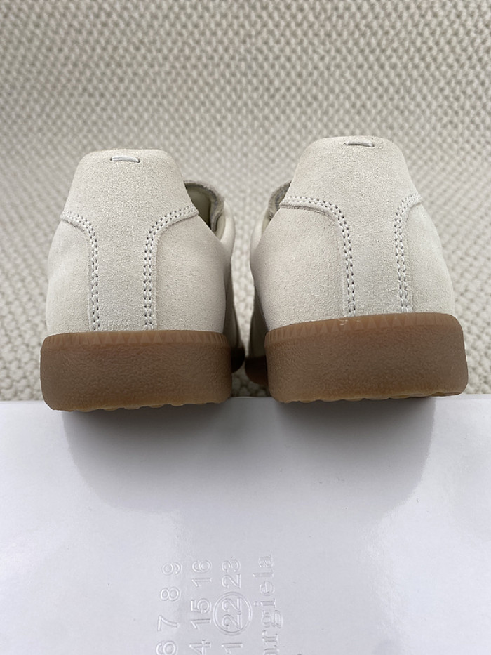 MAISON MARGIELA CALFSKIN S57WS0245