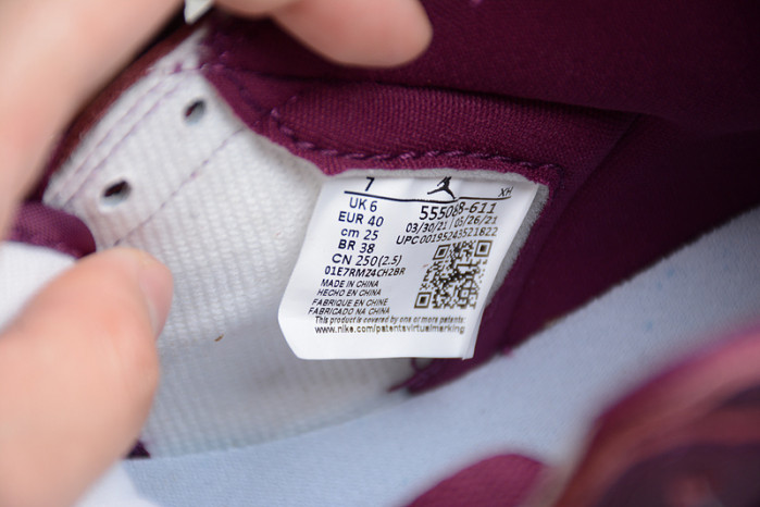 AIR JORDAN 1 RETRO HIGH OG “BORDEAUX” 555088-611