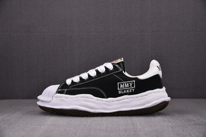 MAISON MIHARA YASUHIRO SNEAKER MMYS15