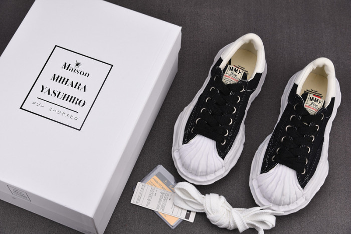 MAISON MIHARA YASUHIRO SNEAKER MMYS03