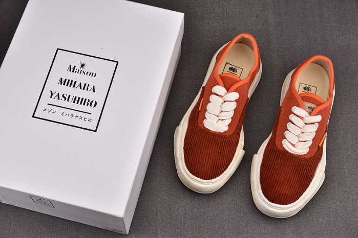 MAISON MIHARA YASUHIRO SNEAKER MMYS25