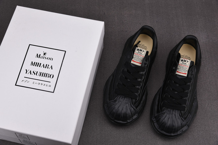 MAISON MIHARA YASUHIRO SNEAKER MMYS29