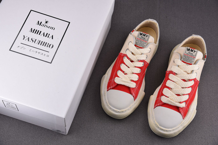 MAISON MIHARA YASUHIRO SNEAKER MMYS40