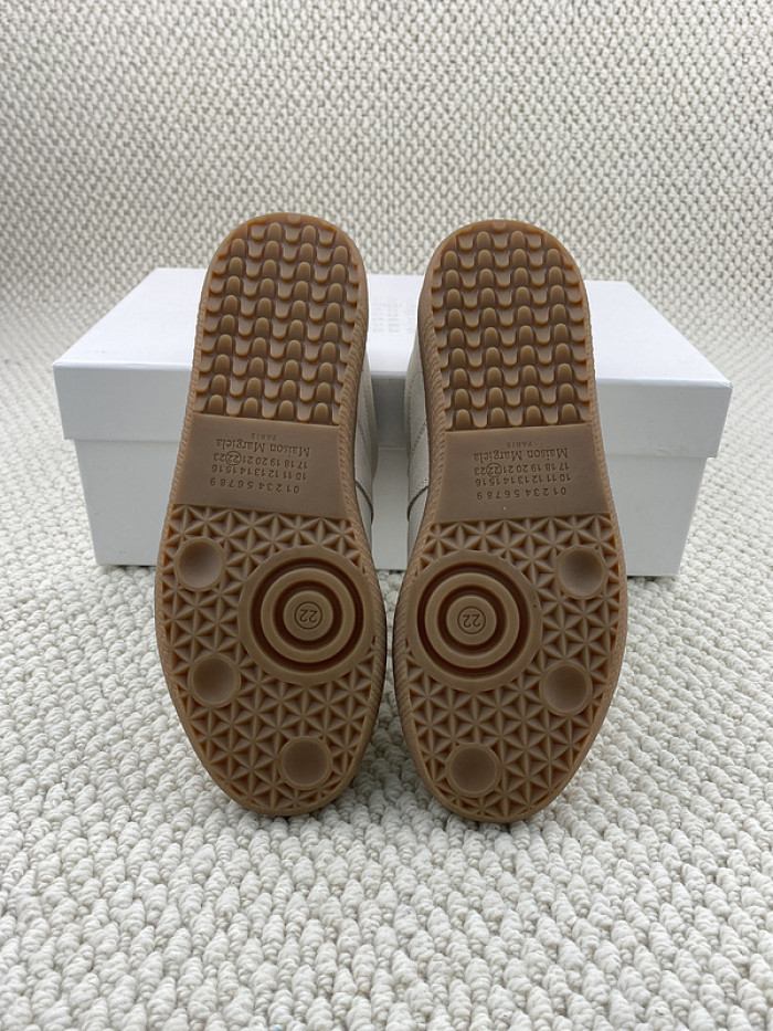 MAISON MARGIELA CALFSKIN S57WS0245