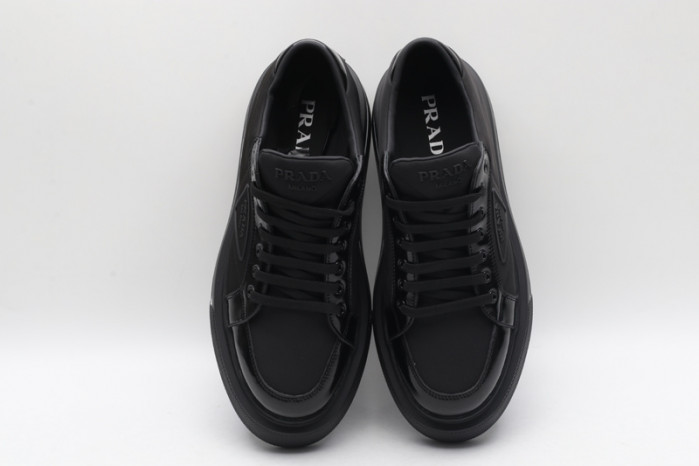 PRAD* SNEAKERS