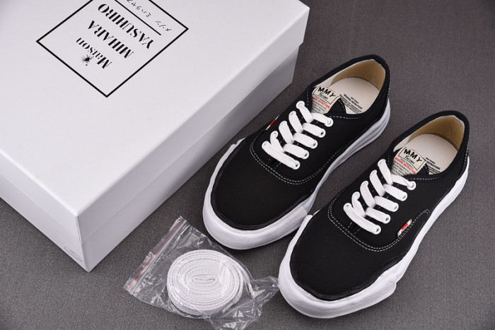 MAISON MIHARA YASUHIRO SNEAKER MMYS10