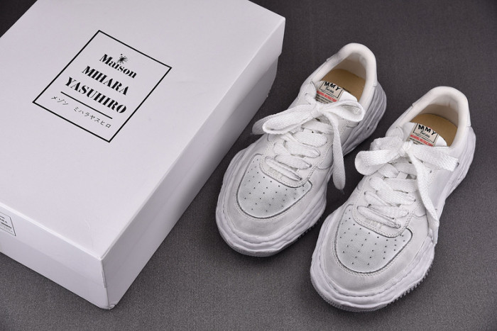 MAISON MIHARA YASUHIRO SNEAKER MMYS30