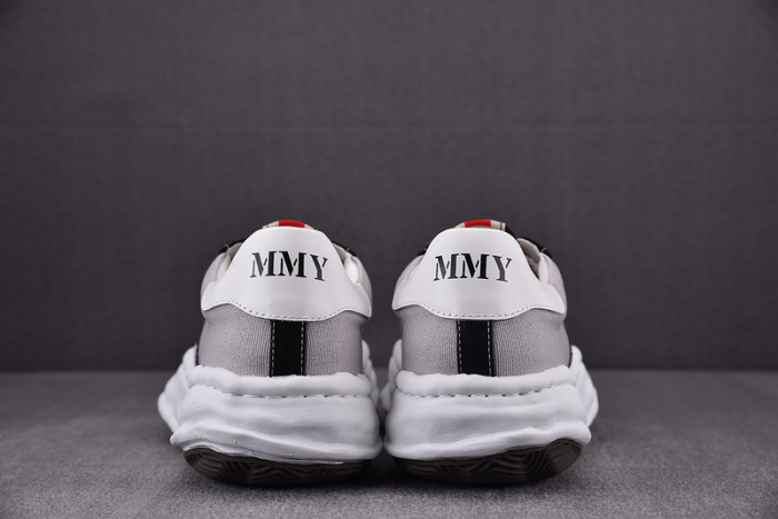 MAISON MIHARA YASUHIRO SNEAKER MMYS42