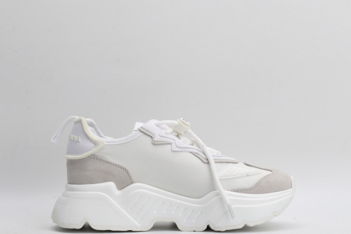 DG Sneaker07