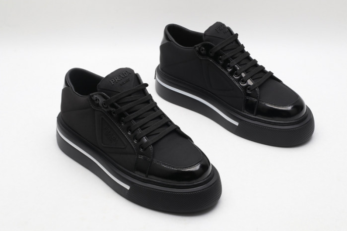 PRAD* SNEAKERS