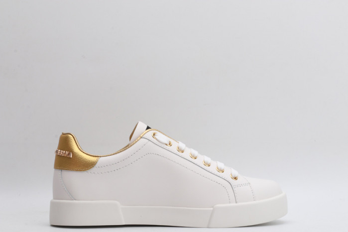 DG Sneaker18