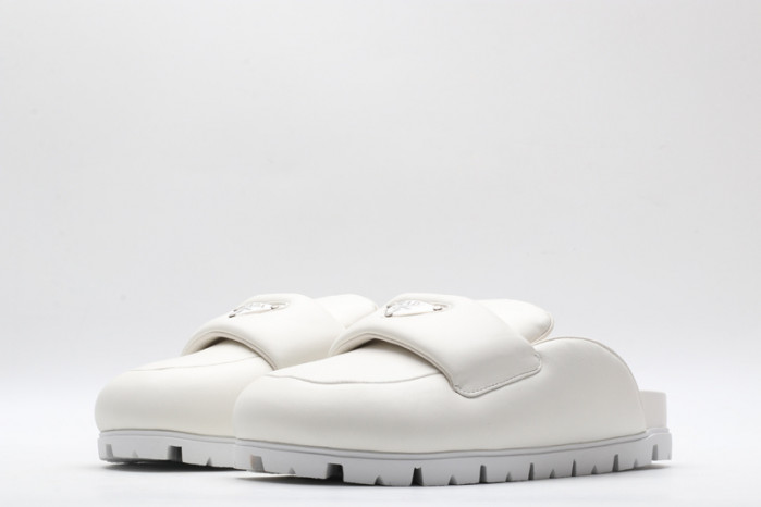 PRAD* SNEAKERS