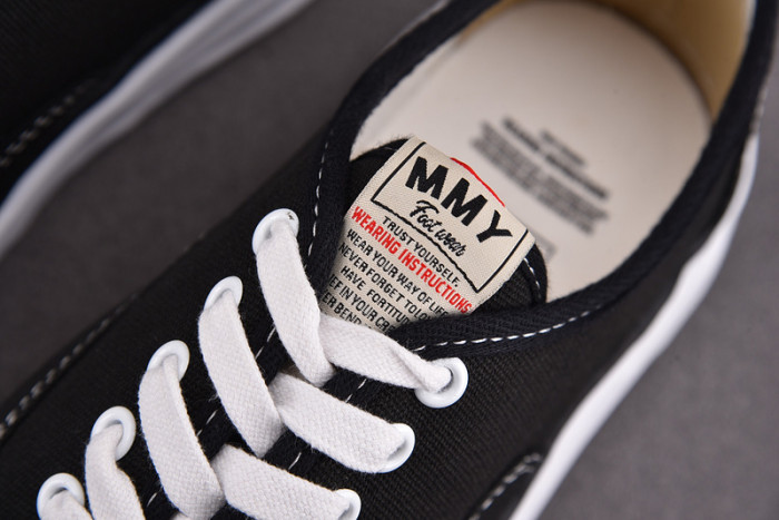 MAISON MIHARA YASUHIRO SNEAKER MMYS10